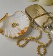 Pearl Earrings Preview